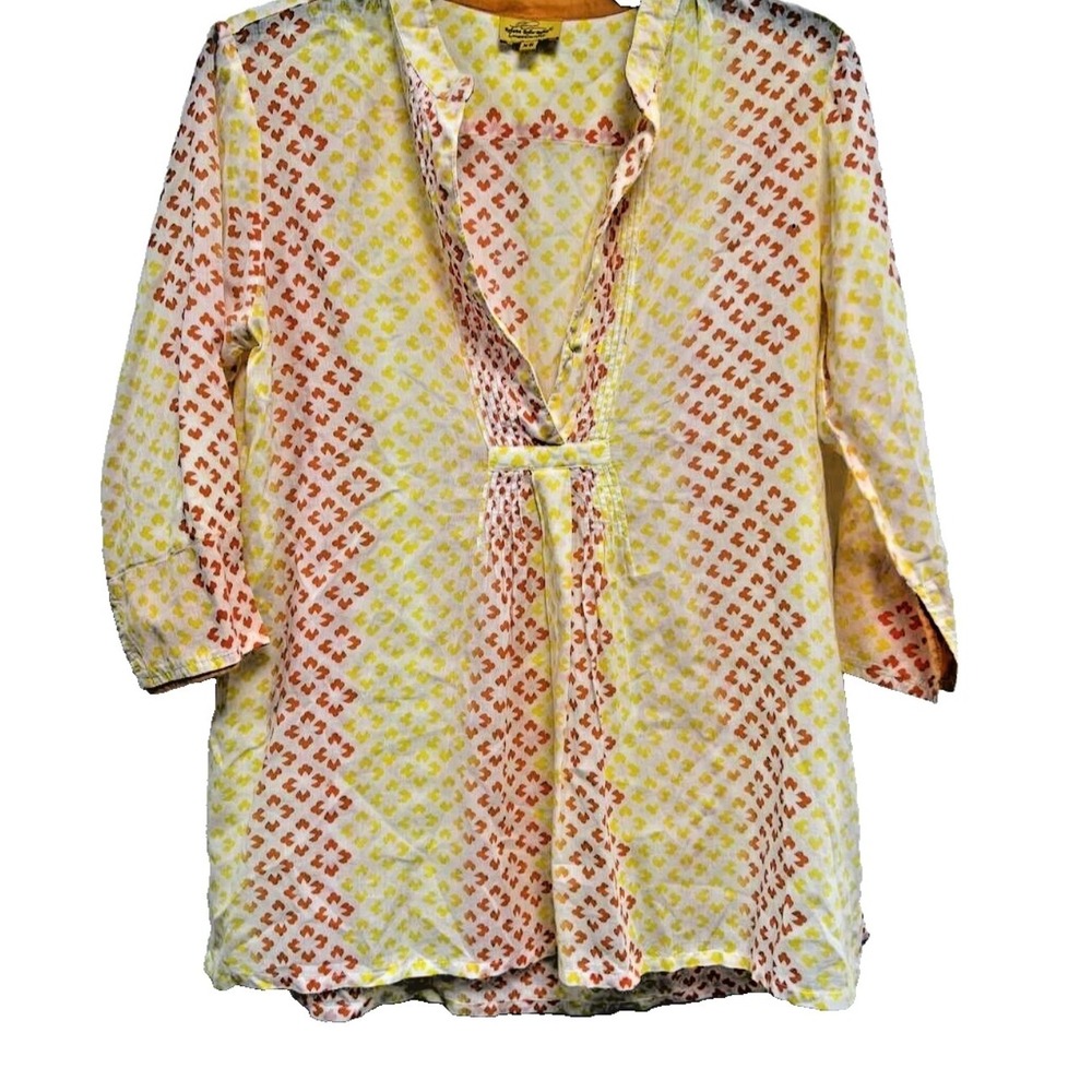 Roller Rabbit Yellow and Orange Printed V-Neck Tunic Blouse